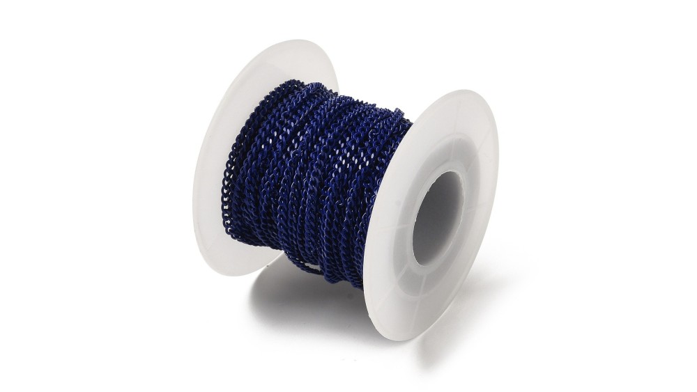 chaine bleu marine