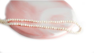Petites perles fines en nacre d'eau douce 2.5mm par lot de 50