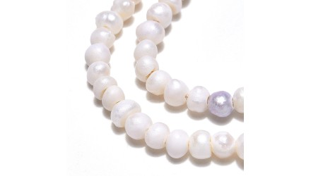 Petites perles fines en nacre d'eau douce 2.5mm par lot de 50