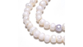 Petites perles fines en nacre d'eau douce 2.5mm par lot de 50