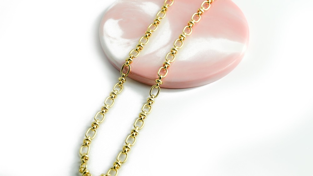 chaine 18 k ovale