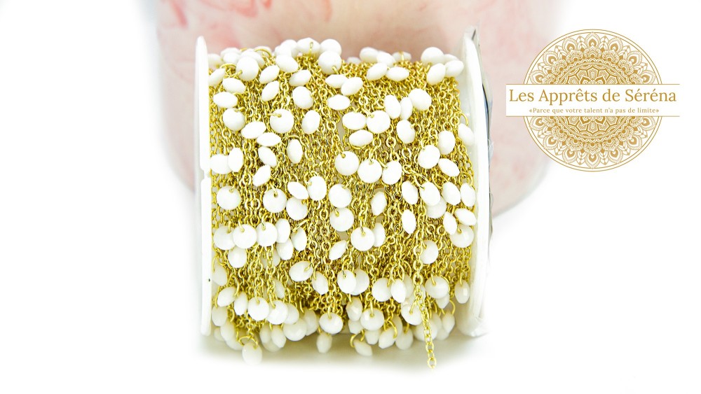 chaîne laiton perles blanches