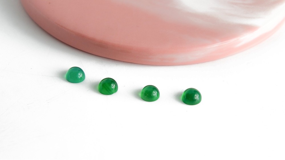 copy of Cabochons 4mm en améthyste naturelle
