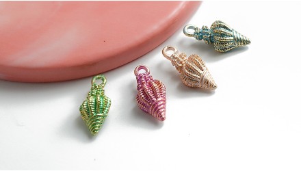 PENDENTIF COQUILLAGE