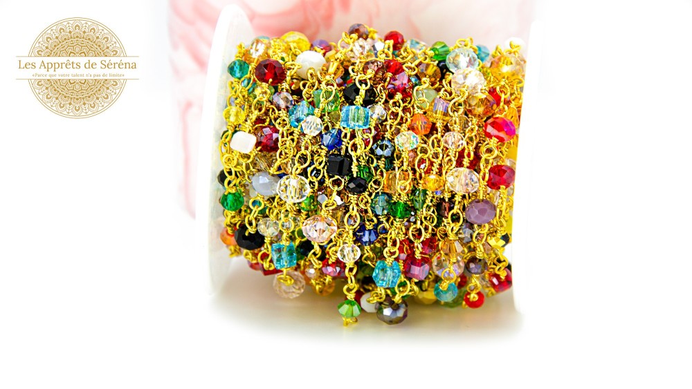 chaine perlée multicolore