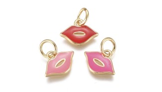 Pendentif bouche en laiton émaillé plaqué or 18k
