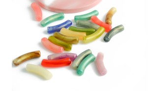 copy of Perles tubes en résine 35x13x11mm couleur mix