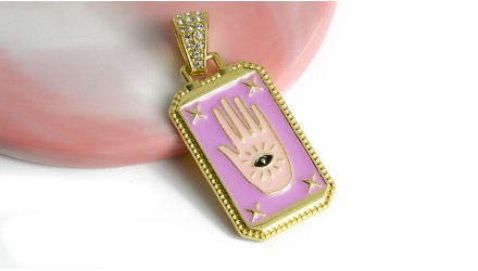 pendentif plaque