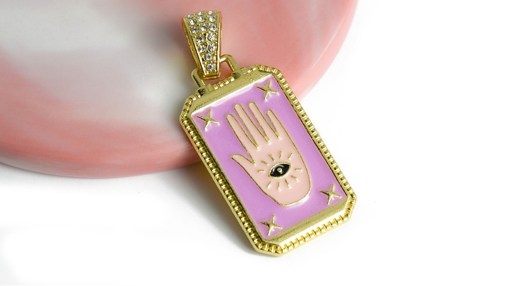 pendentif plaque