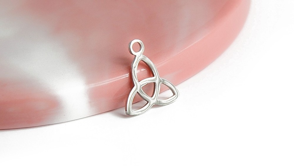 copy of Pendentif Triskel acier 201 doré