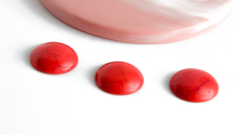 howlite rouge 20mm