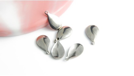 pendentif goutte