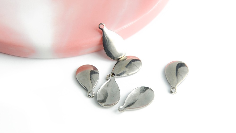 pendentif goutte acier