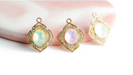 pendentif losange opale