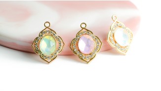 pendentif losange opale