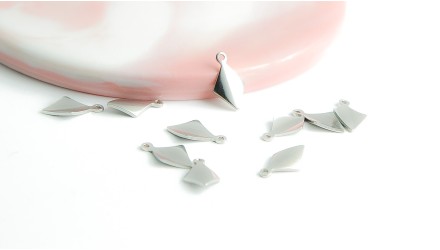 10 pendentifs dagues en acier inoxydable couleur acier  haut de gamme
