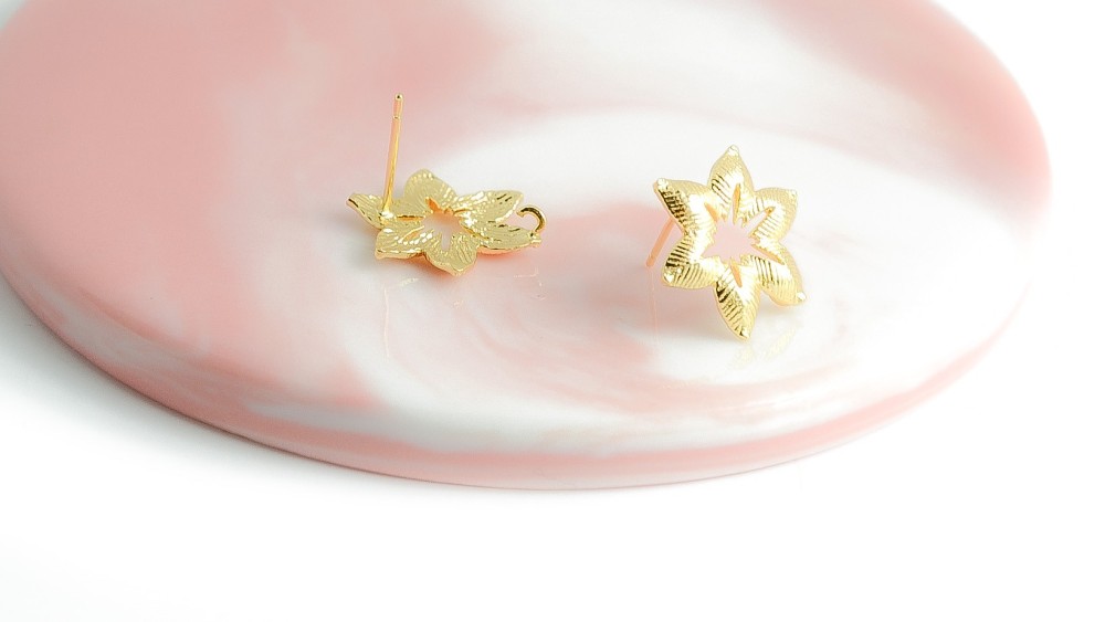 copy of Puces d'oreille feuille en laiton plaqué or 18k
