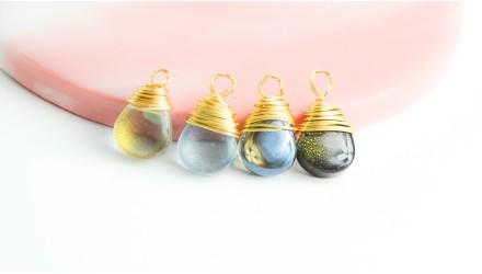 copy of Pendentif goutte verre 18x10mm
