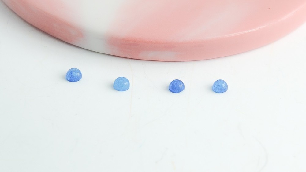 cabochon jade bleu