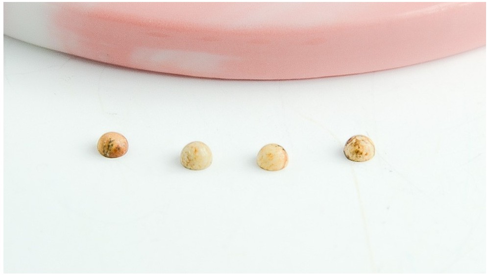 copy of Cabochons 4mm en améthyste naturelle