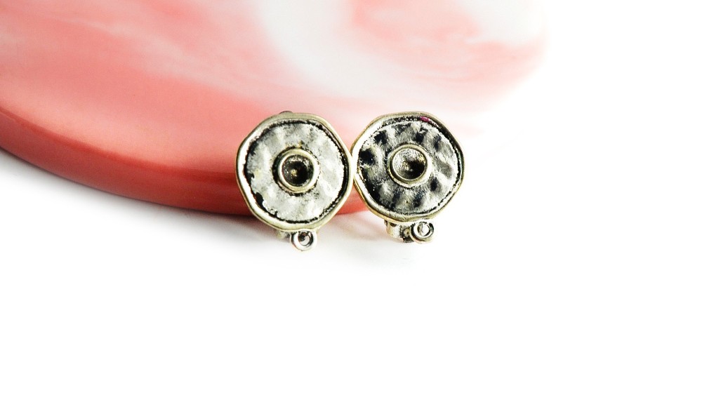 copy of Paire de clips d'oreille goutte lisse en zamak