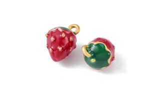 Pendentif fraise 3D en laiton émaillé