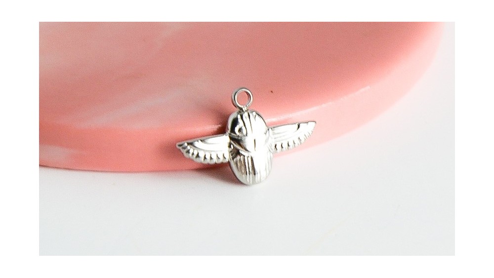 pendentif scarabée