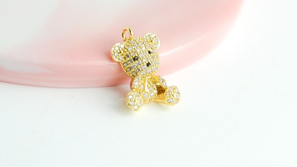 Pendentif ourson en laiton plaqué or 18k strass zircon