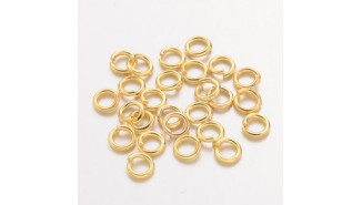 Anneaux de jonction ouverts 4x0.8mm en laiton couleur or pour bijoux