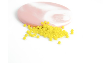 Perles verre rondes à facettes 4mm jaunes pour création de DIY