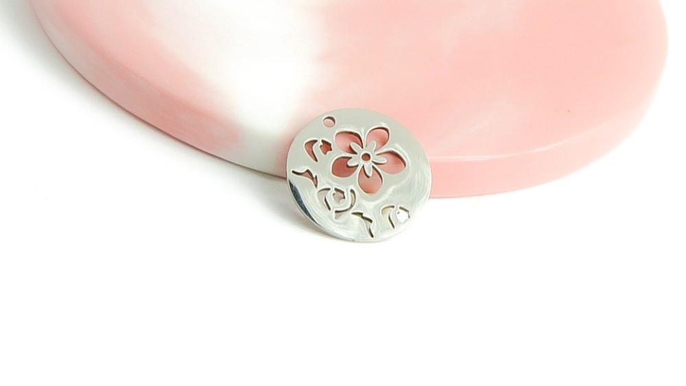 pendentif hibiscus