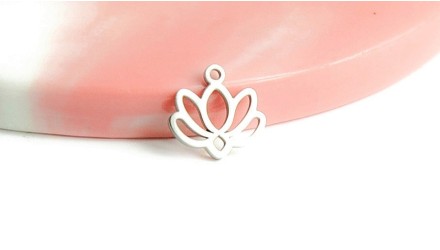 copy of Pendentif fleur de lotus en acier inoxydable plaqué or 18k