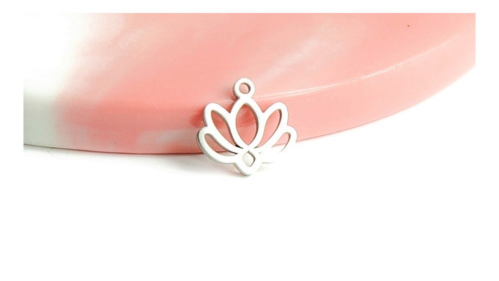 pendentif lotus