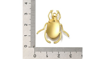 pendentif scarabée acier or