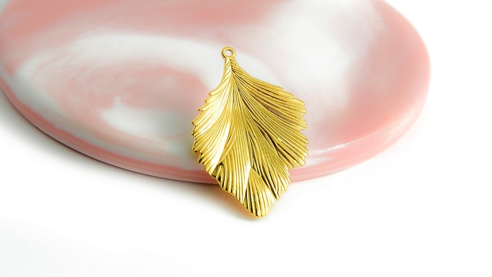 FEUILLE ACIER PENDENTIF