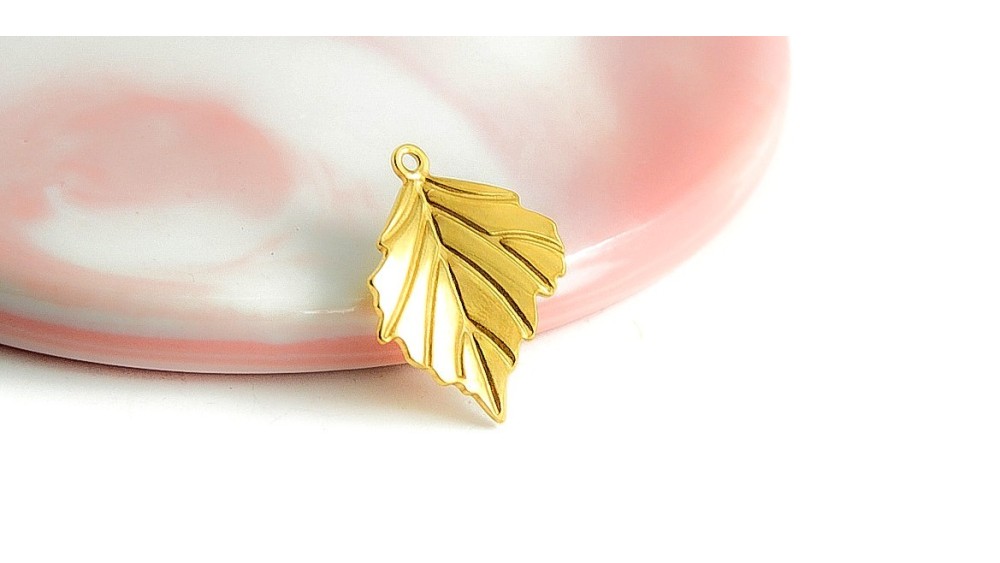 pendentif feuille de noisetier