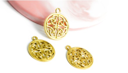 pendentif nœud celte or