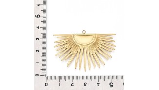 pendentif soleil acier