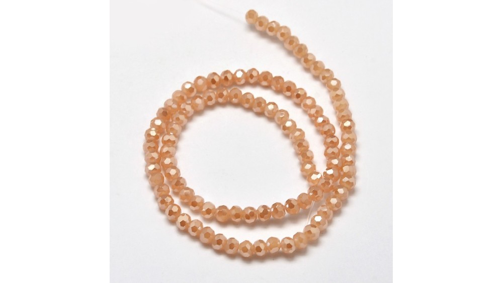 perle beige à facettes