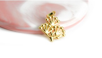 pendentif fleur acier or