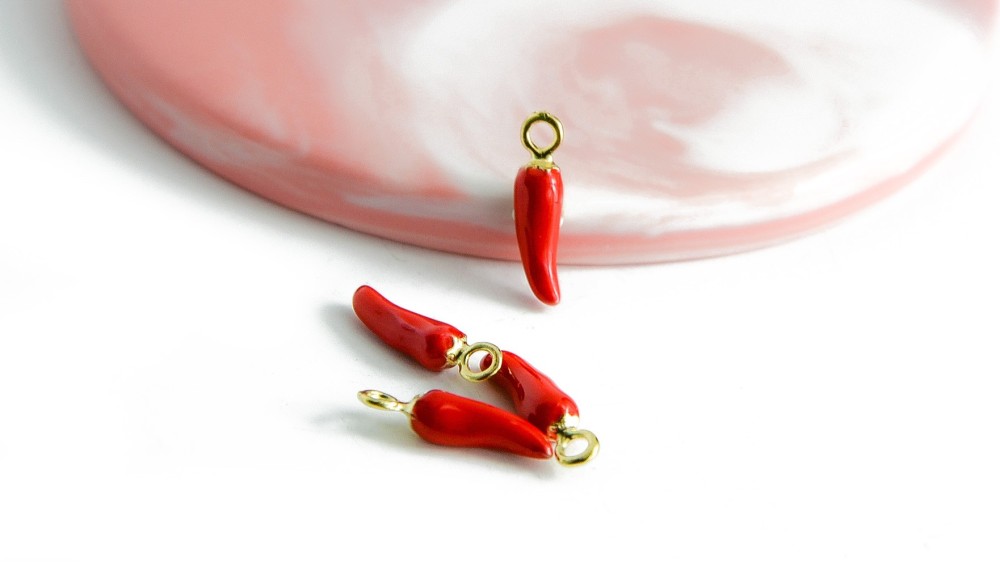pendentif piment