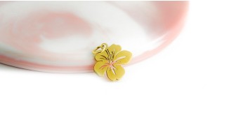 pendentif fleur hibiscus acier or