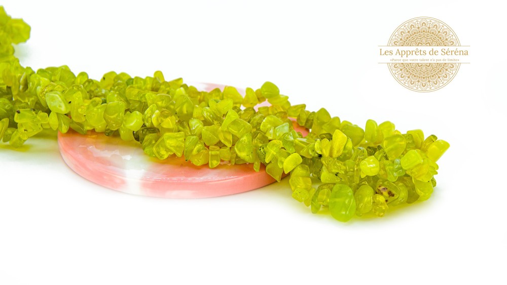 Sachet de 25 grs de perles puces en jade naturelle verte