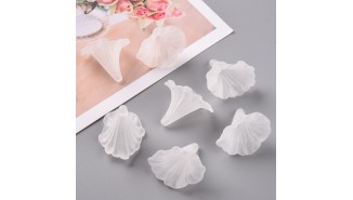 perle lucite blanche