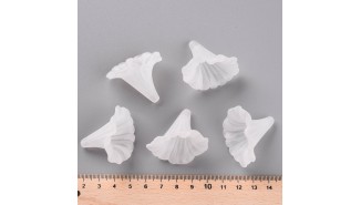 lucite blanche corolle