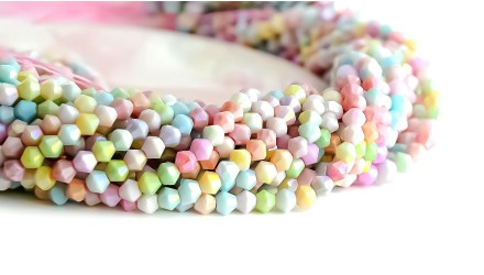 toupie pastel