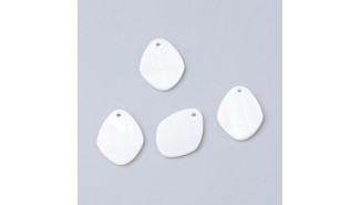 pendentif goutte nacre