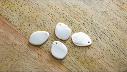 pendentif petale