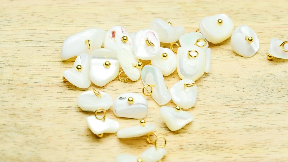 Pendentifs nacre naturelle x10  DIY mariage création bijoux