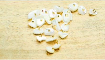 Pendentifs nacre naturelle x10  DIY mariage création bijoux